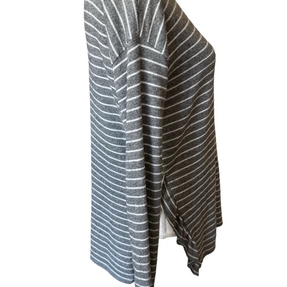 * ❤️AERIE by AMERICAN EAGLE   SWEATER  XSMALL - Picture 7 of 9